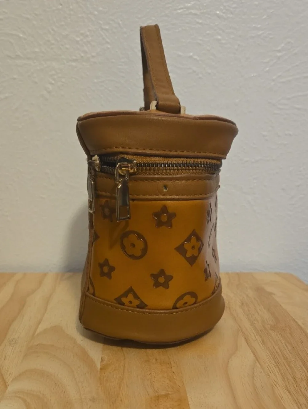Designer-Inspired Women's Cosmetic Bag - Tan